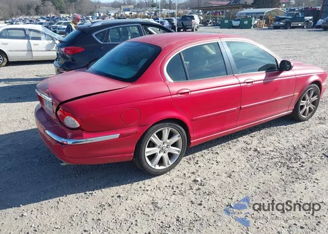 2003 Jaguar X-Type 3.0 z USA, uszkodzony, nr VIN SAJEA51C63WC87584